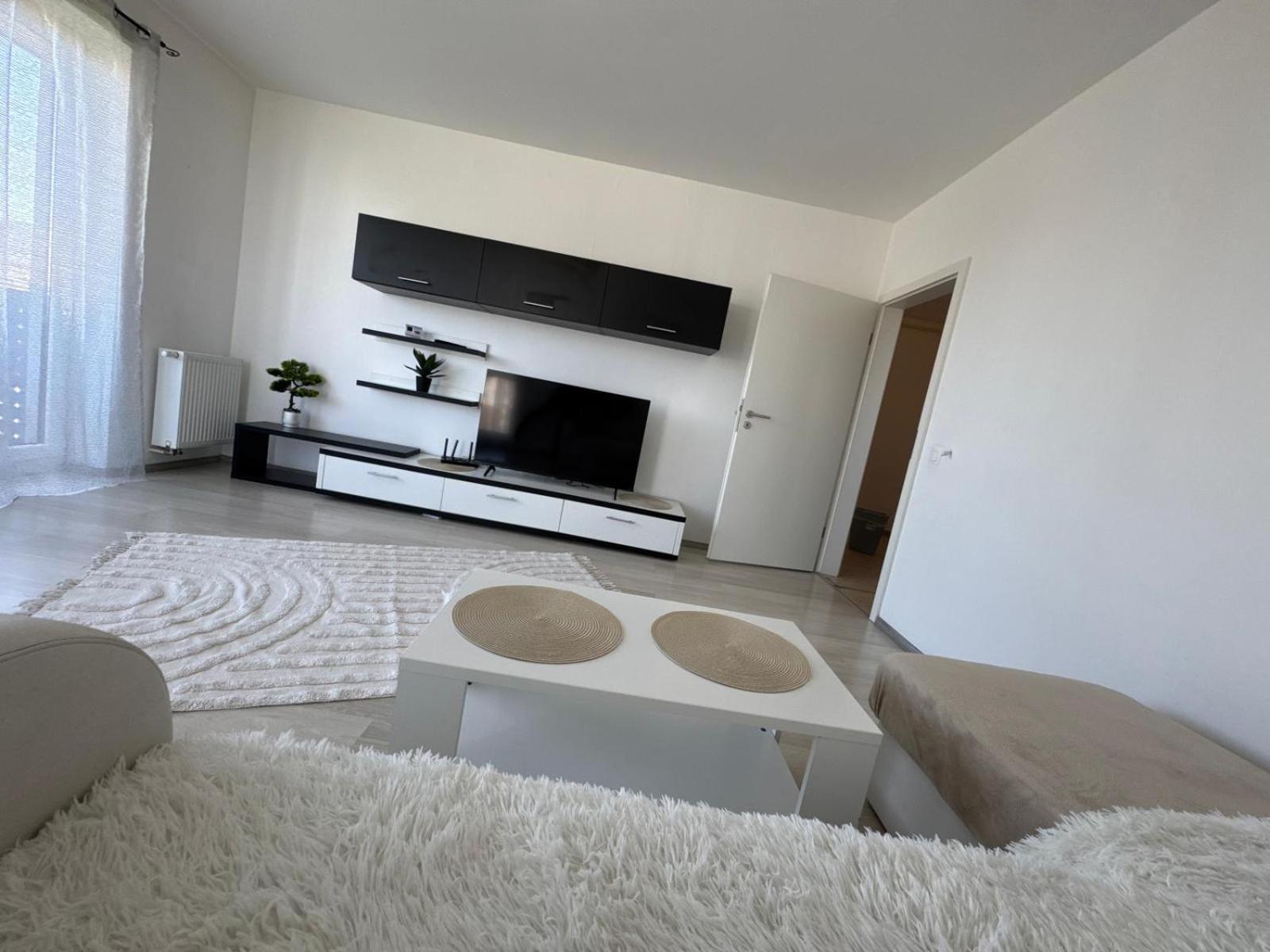 Apartament View *